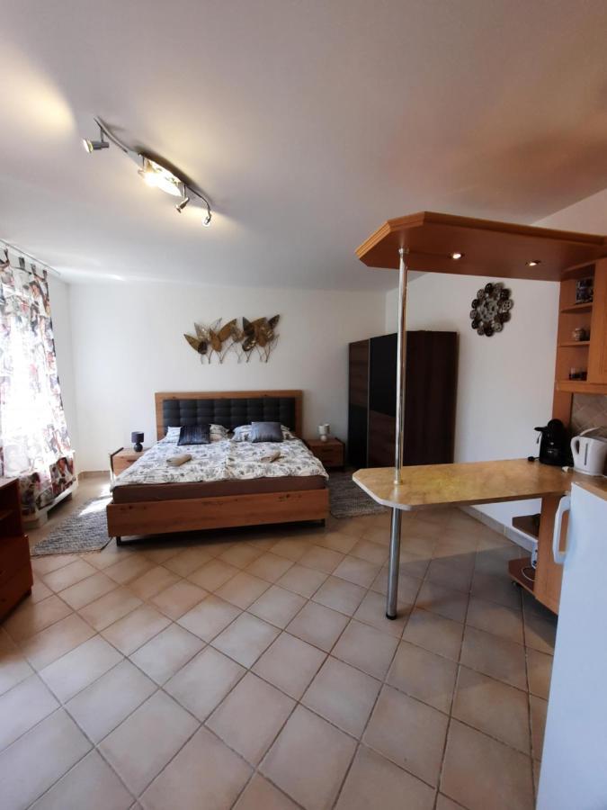 Appartement Crazy Frog Gambrinusz Ii. à Hajdúszoboszló Extérieur photo