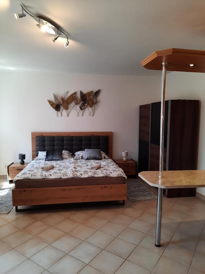 Appartement Crazy Frog Gambrinusz Ii. à Hajdúszoboszló Extérieur photo