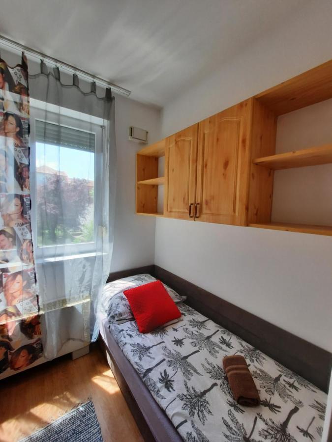Appartement Crazy Frog Gambrinusz Ii. à Hajdúszoboszló Extérieur photo